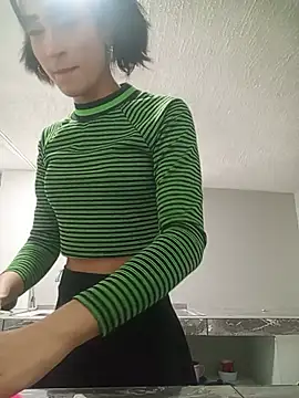 Hanna_long live cam on StripChat