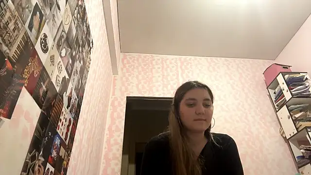 JanineThielman live cam on StripChat