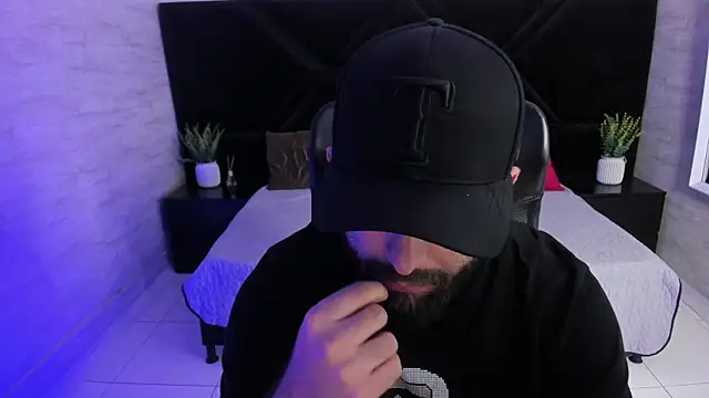 jhon_bear03 webcam