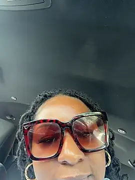 GirthGoddessCoco webcam