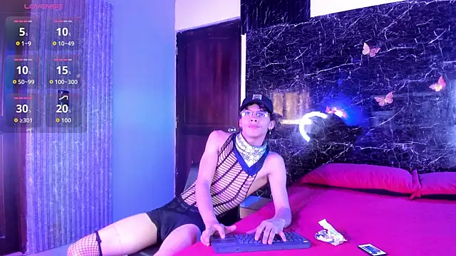 Adrian_Wolf webcam