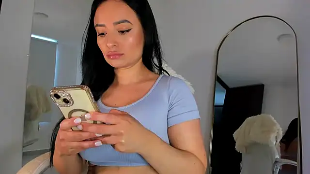 alexa_tobar webcam