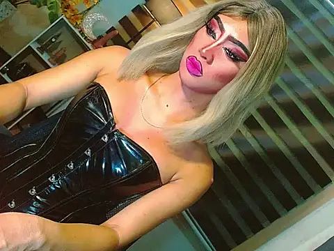 HOLLYWOOD_QUEEN_88 webcam