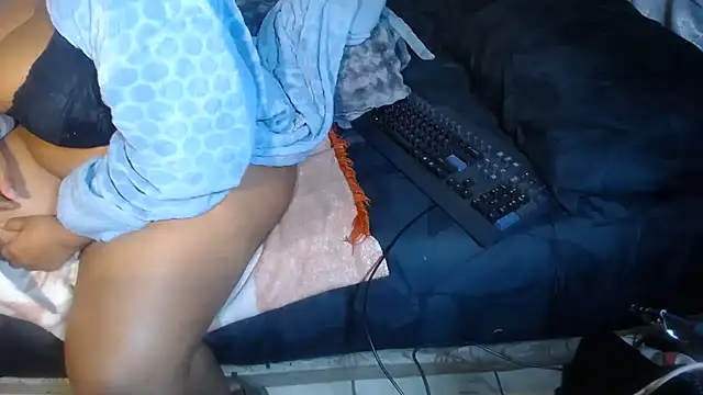 SpicyExi webcam