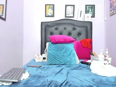 monalind220 webcam