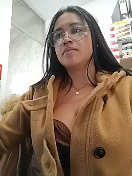 Mia_Risky-1 webcam