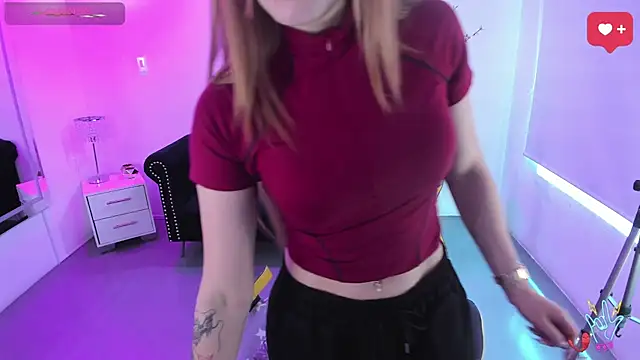 Victoria__doll webcam