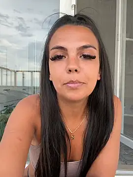MissLuna28 webcam