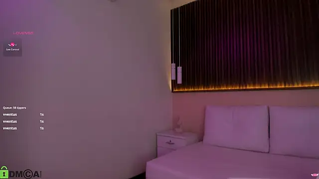rebecaa_grey webcam