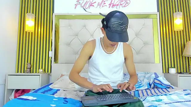 Jay_Secret1 webcam