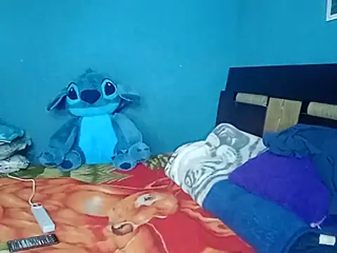 Junne_Tomboy webcam