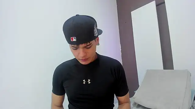 Keff-andrew34 webcam