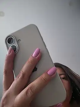Saracalderon live sex cam