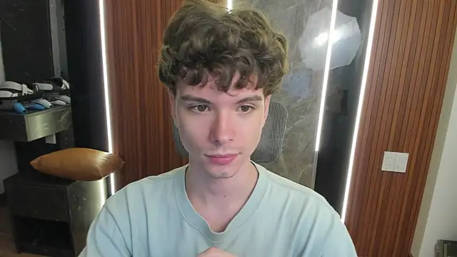 calvin_love_you webcam
