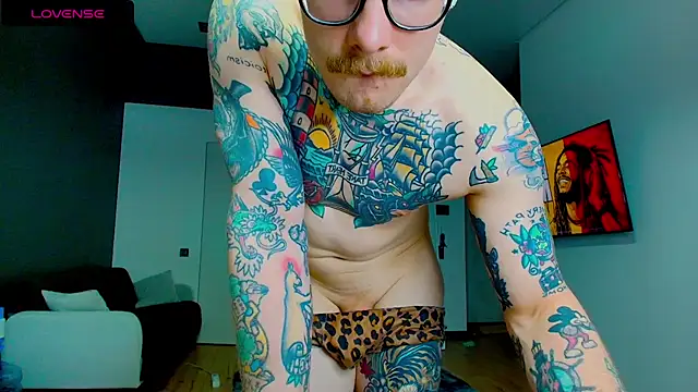 white_King9999 webcam