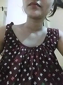 MISSQUEEN48 webcam