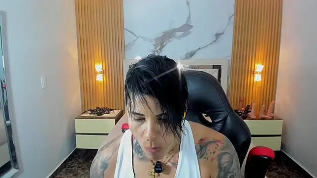 KAROLLJONES1 webcam