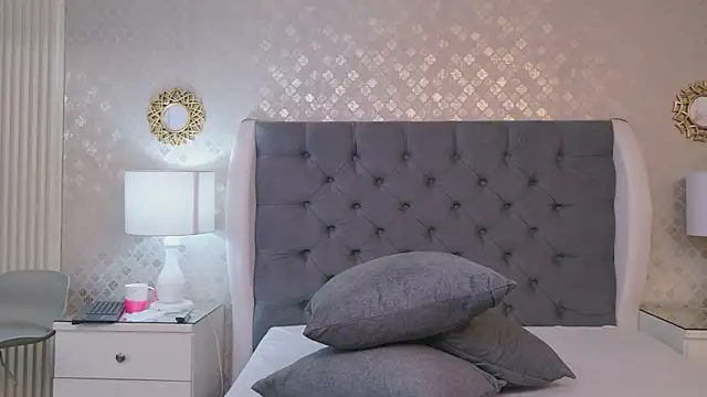 ZoeWilliis webcam