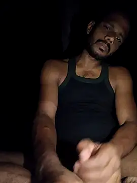 Daddyishere_19 webcam