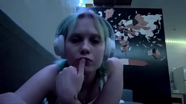 CuteLilit webcam