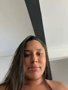 Victoria_Owens webcam