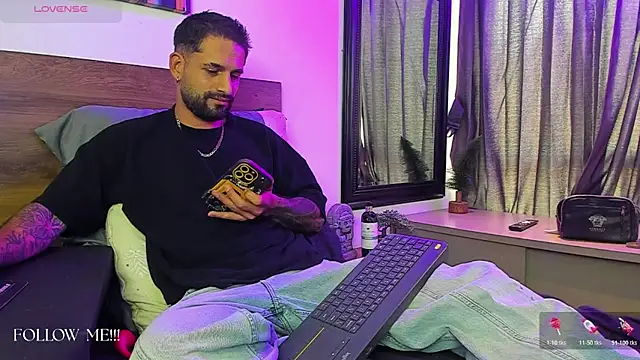 Daveevilboy webcam