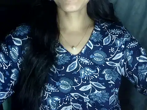 Shazi_1 live cam on StripChat