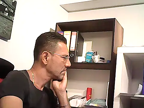 mastercharisma35 webcam