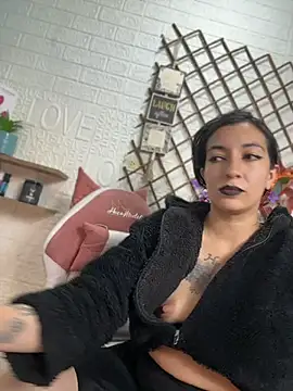 SALOME_KORLAND live cam on StripChat