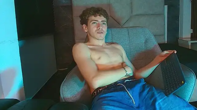 Tyler_Mcrey webcam