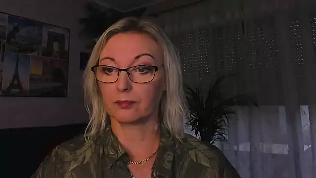 vanessa_chat live cam on StripChat