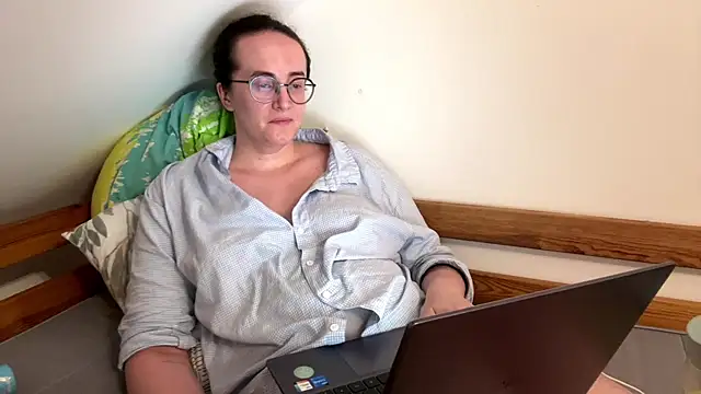 SofiaTease live cam on StripChat