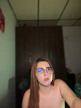 CoraVibes webcam
