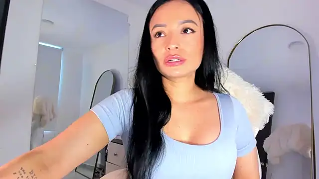 alexa_tobar webcam