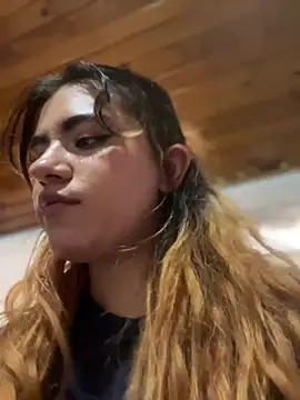 NikkiNix