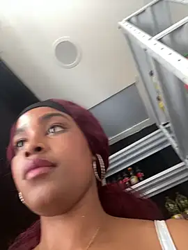 Ayla_Noir webcam