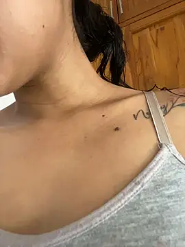 clara_em webcam
