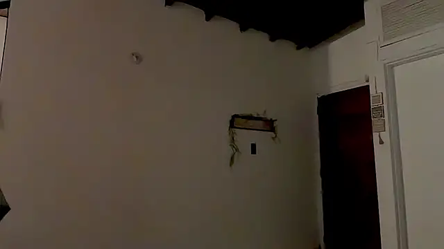 MarcellaGriffin webcam
