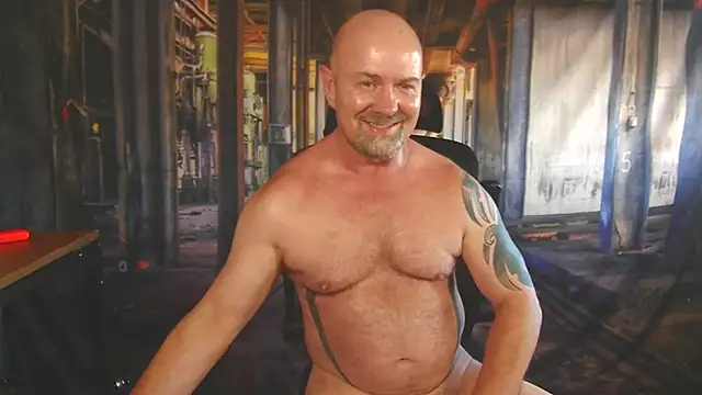 ManlyPrisonGuy webcam