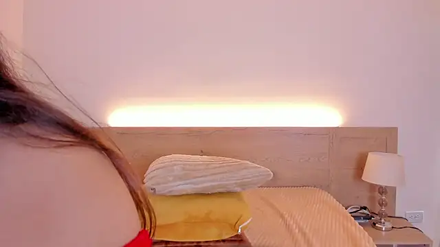 Bella_Sumers webcam