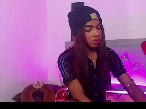 whitneytt webcam