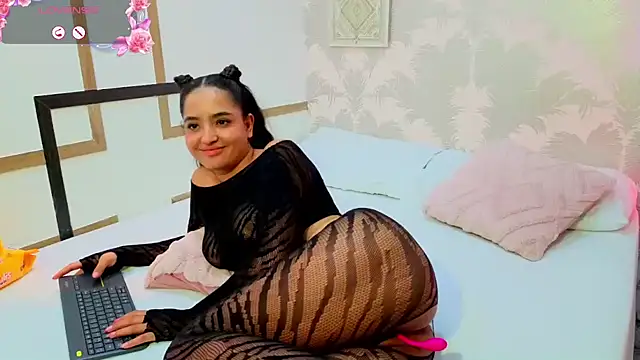 Emma_Thompssonn webcam