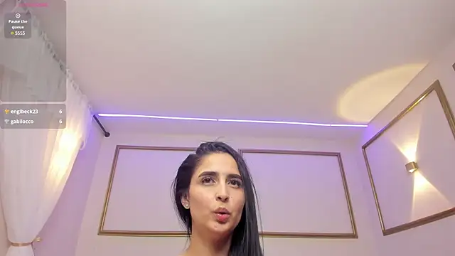 MiaLiore_ webcam
