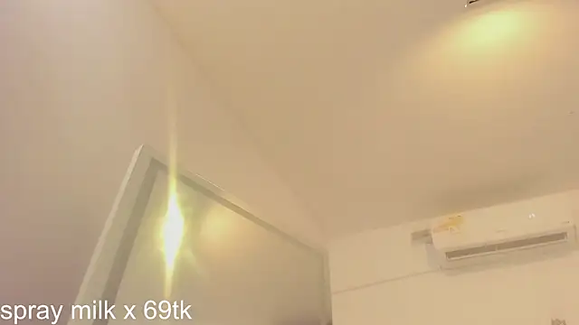 Kiara_Curls webcam
