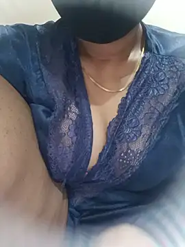 Nila_tamil36 webcam