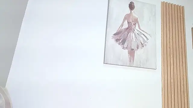 queen_adhara webcam