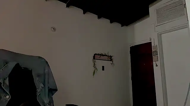 MarcellaGriffin webcam