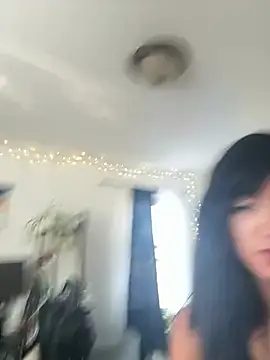 Kittybangerangbang live cam on StripChat