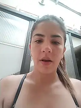 Latina_azura333 webcam