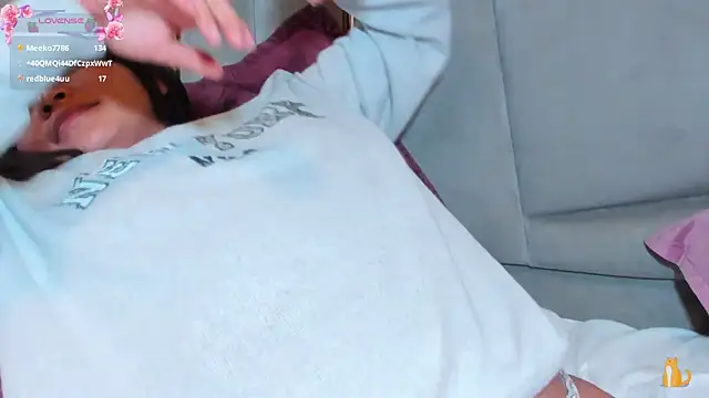 KimDevinne webcam